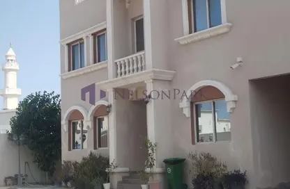 مجمع سكني - 5 غرف نوم - 4 حمامات للايجار في أم صلال علي - أم صلال على - الدوحة