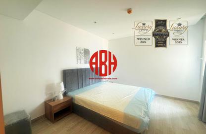 Apartment - 2 Bedrooms - 3 Bathrooms for rent in Corniche Road - Corniche Road - Doha