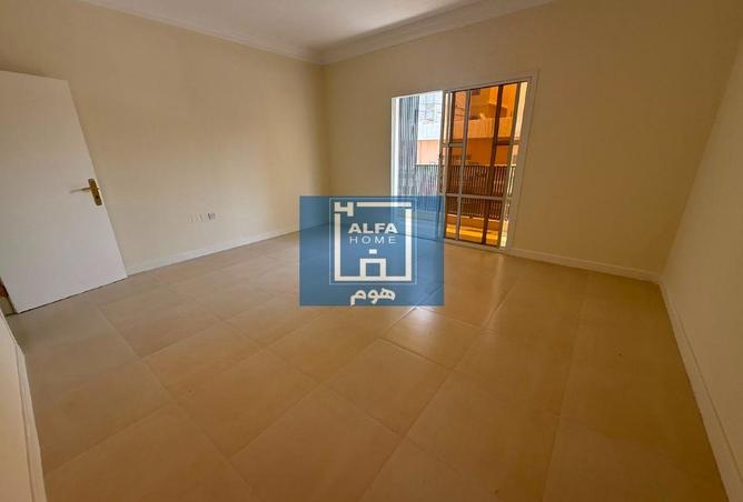 60112387 - Property Image 3