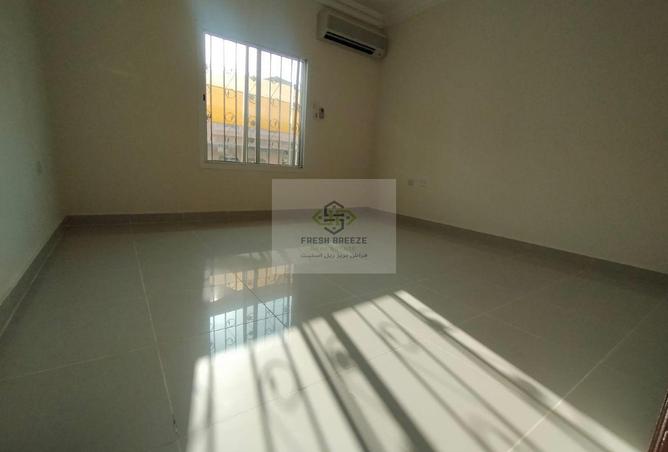 54490911 - Property Image 2