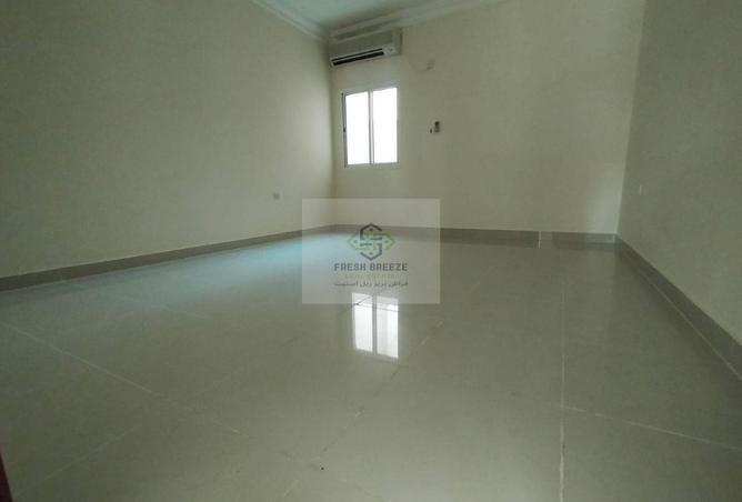 54490911 - Property Image 3