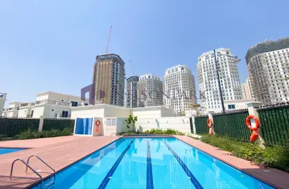 Villa - 6 Bedrooms - 5 Bathrooms for rent in Floresta Gardens - Floresta Gardens - The Pearl Island - Doha