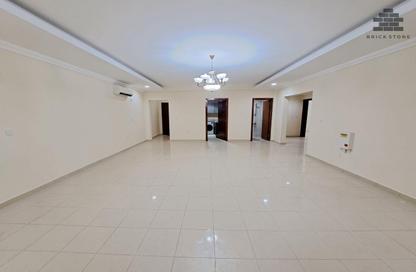 Apartment - 3 Bedrooms - 3 Bathrooms for rent in Al Sadd Road - Al Sadd - Doha
