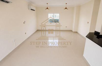 Villa - 4 Bedrooms - 5 Bathrooms for rent in Salata Villas - Salata - Doha Villa - 4 Bedrooms - 5 Bathrooms for rent in Salata Villas - Salata - Doha