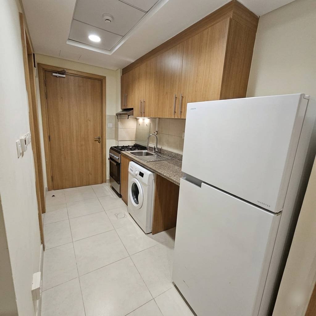 Hot Deal: Modern Studio near Crescent Park, Lusail thumbnail 5