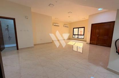 Villa - 5 Bedrooms - 4 Bathrooms for rent in Al Markhiya Street - Al Markhiya - Doha Villa - 5 Bedrooms - 4 Bathrooms for rent in Al Markhiya Street - Al Markhiya - Doha