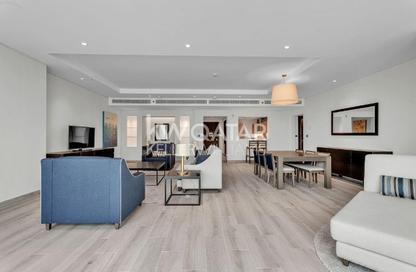 Apartment - 2 Bedrooms - 3 Bathrooms for sale in West Bay - West Bay - Doha