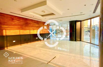 Shop - Studio - 1 Bathroom for rent in Old Salata - Salata - Doha