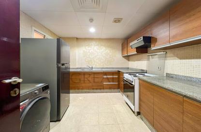 Apartment - 2 Bedrooms - 2 Bathrooms for rent in Anas Street - Fereej Bin Mahmoud North - Fereej Bin Mahmoud - Doha