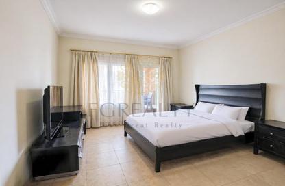 Apartment - 2 Bedrooms - 3 Bathrooms for sale in West Porto Drive - Porto Arabia - The Pearl Island - Doha