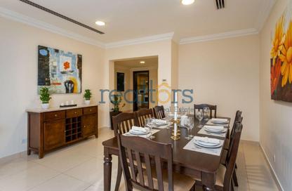 Compound - 3 Bedrooms - 4 Bathrooms for rent in Al Sadd Road - Al Sadd - Doha