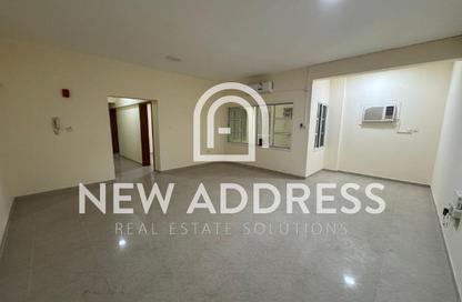 Apartment - 3 Bedrooms - 2 Bathrooms for rent in Fereej Bin Mahmoud - Doha Apartment - 3 Bedrooms - 2 Bathrooms for rent in Fereej Bin Mahmoud - Doha