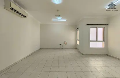 Apartment - 2 Bedrooms - 2 Bathrooms for rent in Anas Street - Fereej Bin Mahmoud North - Fereej Bin Mahmoud - Doha