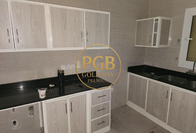 1008898 - Property Image 3