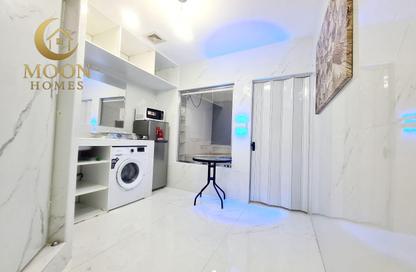 Apartment - Studio - 1 for rent in Umm Ghwailina Comm - Umm Ghuwalina - Umm Ghuwailina - Doha