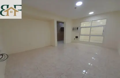 Apartment - 1 Bedroom - 1 Bathroom for rent in Salaja Street - Doha Al Jadeed - Doha