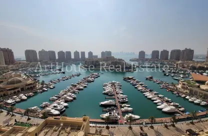 Apartment - 2 Bedrooms - 3 Bathrooms for rent in West Porto Drive - Porto Arabia - The Pearl Island - Doha