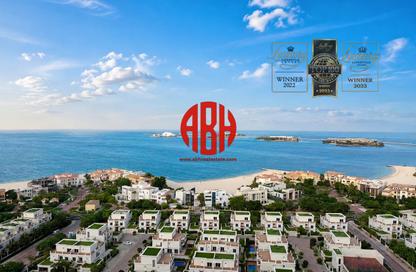 Penthouse - 2 Bedrooms - 4 Bathrooms for rent in Floresta Gardens - Floresta Gardens - The Pearl Island - Doha