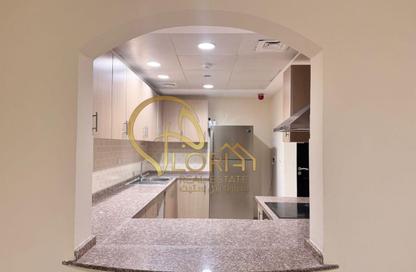 Apartment - 1 Bedroom - 2 Bathrooms for rent in East Porto Drive - Porto Arabia - The Pearl Island - Doha