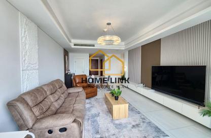 Apartment - 2 Bedrooms - 4 Bathrooms for rent in Gewan Island - The Pearl Island - Doha