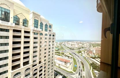 Apartment - 1 Bedroom - 2 Bathrooms for rent in East Porto Drive - Porto Arabia - The Pearl Island - Doha