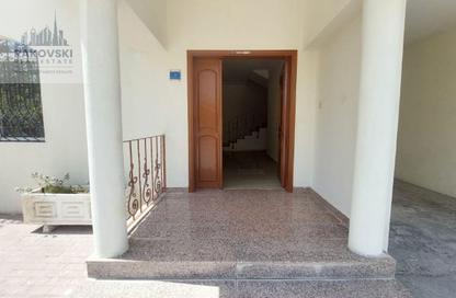 مجمع سكني - 4 غرف نوم - 3 حمامات للايجار في شارع المطار القديم - طريق المطار القديم - الدوحة