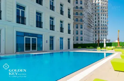 Apartment - 3 Bedrooms - 4 Bathrooms for rent in Floresta Gardens - Floresta Gardens - The Pearl Island - Doha