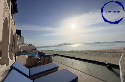 Villa - 5 Bedrooms - 7 Bathrooms for rent in Perlita Villas - Perlita Villas - The Pearl Island - Doha