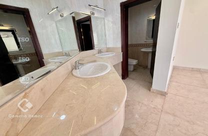 Villa - 5 - 7 for rent in Madinat Khalifa South - Madinat Khalifa - Doha