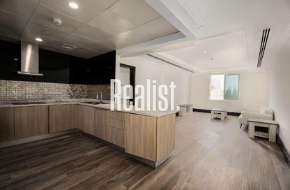 Apartment - 1 - 2 for rent in Viva West - Viva Bahriyah - The Pearl Island - Doha
