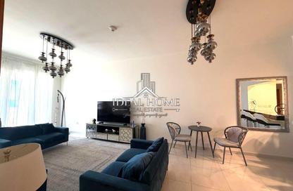 Apartment - 2 Bedrooms - 3 Bathrooms for rent in Viva West - Viva Bahriyah - The Pearl Island - Doha