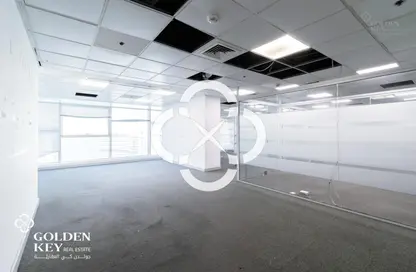 مساحات مكتبية - استوديو - 2 حمامات للايجار في برج وست باي - الخليج الجنوبي - الخليج الغربي - الدوحة