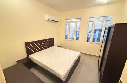 Apartment - 2 Bedrooms - 2 Bathrooms for rent in Al Duhail - Al Duhail - Doha