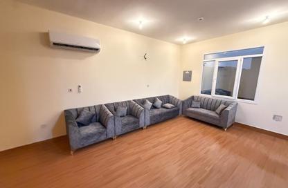 Apartment - 2 Bedrooms - 2 Bathrooms for rent in Al Duhail - Al Duhail - Doha