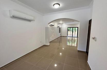 مجمع سكني - 3 غرف نوم - 3 حمامات للايجار في شارع النعيجة - النعيجة - الدوحة