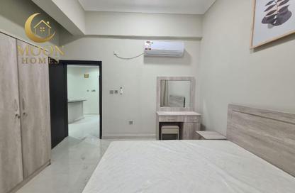 Apartment - 1 - 1 for rent in Umm Ghwailina Comm - Umm Ghuwalina - Umm Ghuwailina - Doha