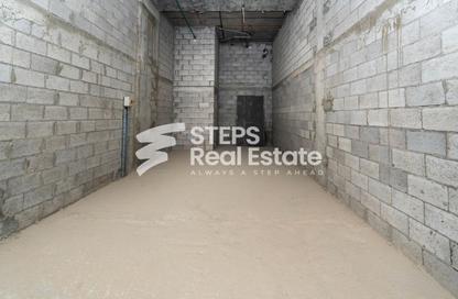 Shop - Studio - 1 Bathroom for rent in Al Markhiya Street - Al Markhiya - Doha