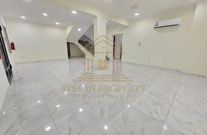 Villa - 6 Bedrooms - 3 Bathrooms for rent in Souk Al gharaffa - Al Gharrafa - Doha
