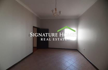 Compound - 3 - 3 for rent in Al Hadara Street - Al Thumama - Doha