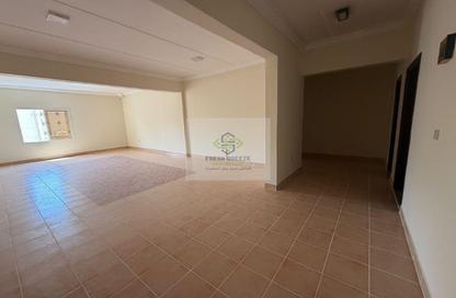 Apartment - 2 - 3 for rent in Umm Ghwailina Comm - Umm Ghuwalina - Umm Ghuwailina - Doha