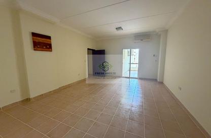 Apartment - 2 - 3 for rent in Umm Ghwailina Comm - Umm Ghuwalina - Umm Ghuwailina - Doha