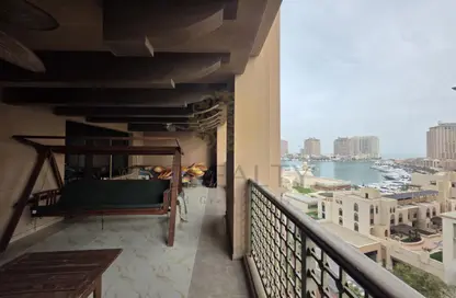 Apartment - 2 Bedrooms - 3 Bathrooms for sale in West Porto Drive - Porto Arabia - The Pearl Island - Doha