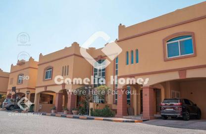 مجمع سكني - 4 غرف نوم - 5 حمامات للايجار في شارع  بو هامو - أبو هامور - الدوحة