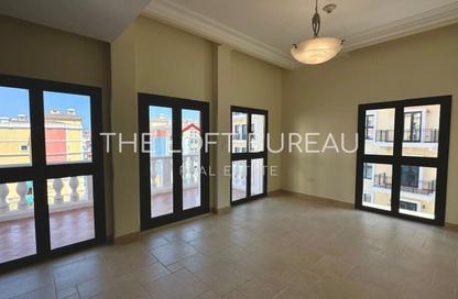 Apartment - 3 Bedrooms - 3 Bathrooms for rent in Teatro - Qanat Quartier - The Pearl Island - Doha