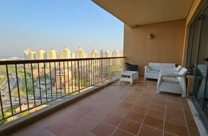 Apartment - 3 Bedrooms - 5 Bathrooms for rent in East Porto Drive - Porto Arabia - The Pearl Island - Doha Apartment - 3 Bedrooms - 5 Bathrooms for rent in East Porto Drive - Porto Arabia - The Pearl Island - Doha