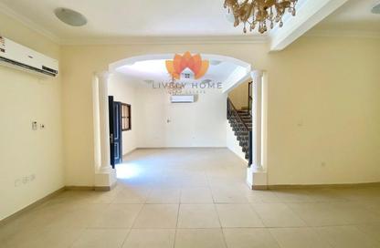 Villa - 5 - 4 for rent in Al Kheesa - Al Kheesa - Umm Salal Mohammed