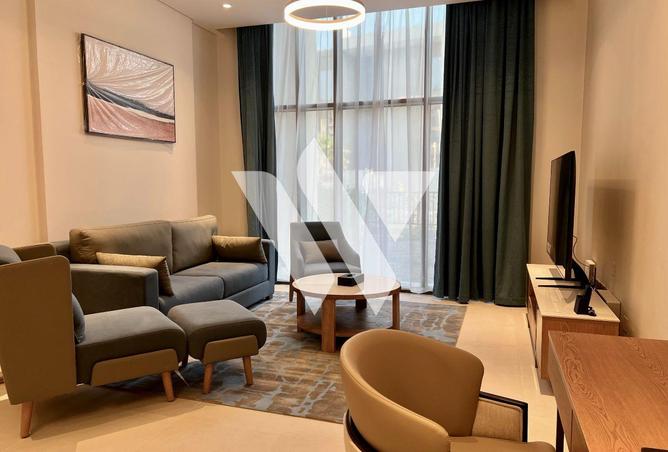 999912 - Property Image 3