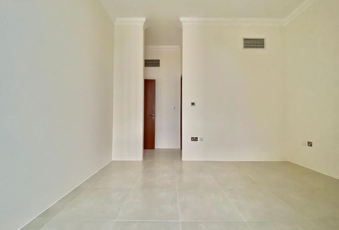 2OdXjv0IsbY - Property Image 3