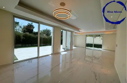 Villa - 5 Bedrooms - 6 Bathrooms for rent in Floresta Gardens - Floresta Gardens - The Pearl Island - Doha