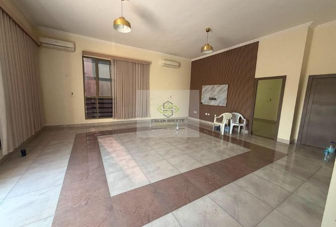 60334113 - Property Image 2